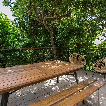 Apartment Le Canopee 3 Pers F1 Terrasse Fibre Centre-ville Millau